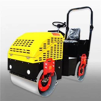 1,5 tunový válec s dvojitým bubnem